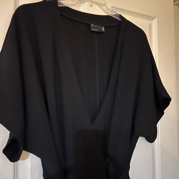 Black Kimono styled wrap Dress - Picture 3 of 10